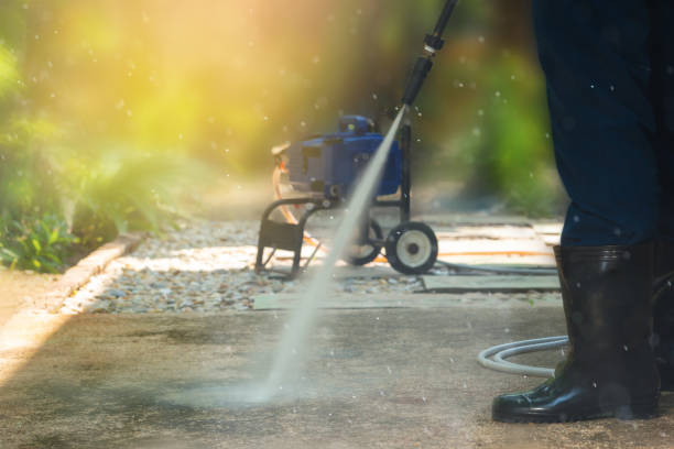 Best Driveway Pressure Washing  in Bellefontaine, OH